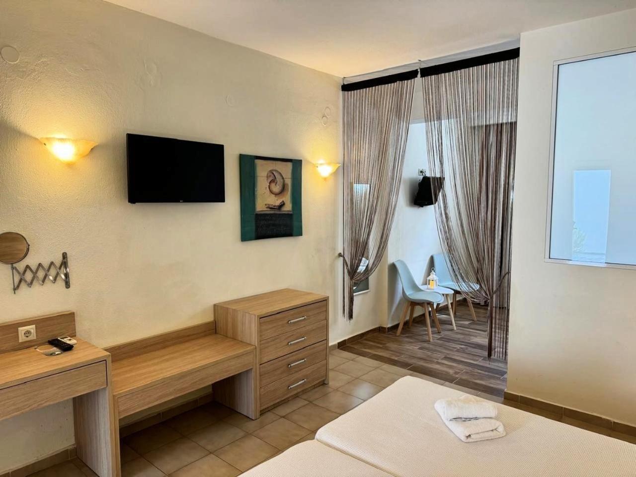 Xenios Possidi Paradise Hotel Eksteriør billede